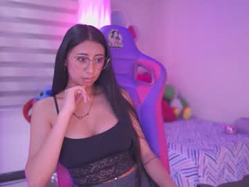 Briana_Jons Chaturbate stream image from July 22, 2025