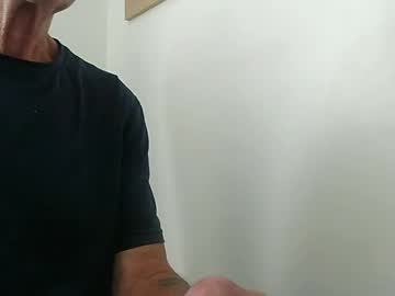Elfyonee Chaturbate stream image from July 22, 2025