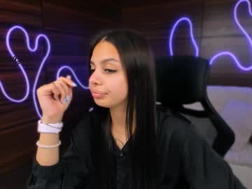 Maisy_Wallk Chaturbate stream image from July 22, 2025