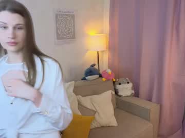 Little_Stormy Chaturbate stream image from July 22, 2025