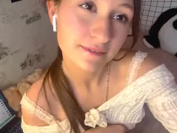 Macieslay Chaturbate stream image from July 22, 2025