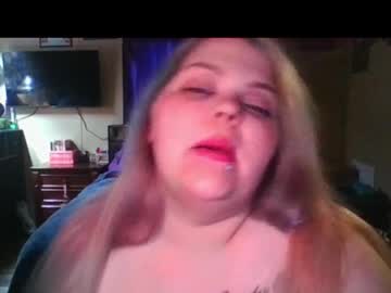 Hazeleyez97 Chaturbate stream image from July 22, 2025