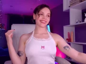 Cumeveline Chaturbate stream image from July 22, 2025