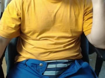 Hendy2201 Chaturbate stream image from July 22, 2025