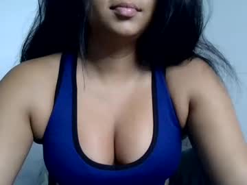 Ellysooo Chaturbate stream image from July 22, 2025
