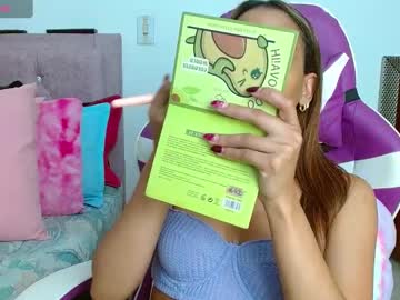 Emilyzans07 Chaturbate stream image from July 22, 2025