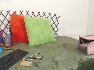 Alisson_Sharlot04 Chaturbate stream image from July 22, 2025