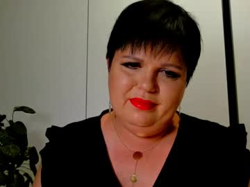 Evemilf Chaturbate stream image from July 22, 2025