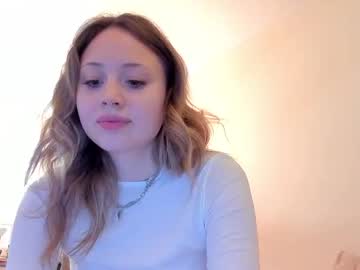 Qtiee Chaturbate stream image from July 22, 2025