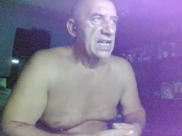 Renoner37 Chaturbate stream image from July 22, 2025