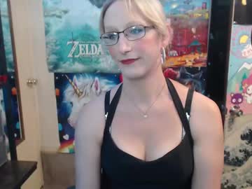 Savanah_Banana Chaturbate stream image from July 22, 2025