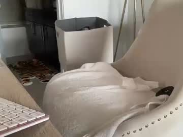 Blondieslutt Chaturbate stream image from July 22, 2025