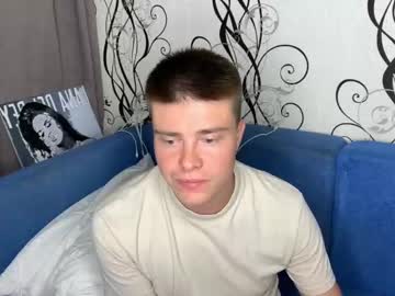 Fluffy_Boy2 Chaturbate stream image from July 22, 2025