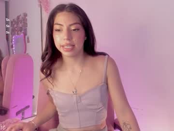 Natalie_Jaensen Chaturbate stream image from July 22, 2025