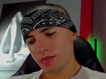 David_Jons7 Chaturbate stream image from July 22, 2025