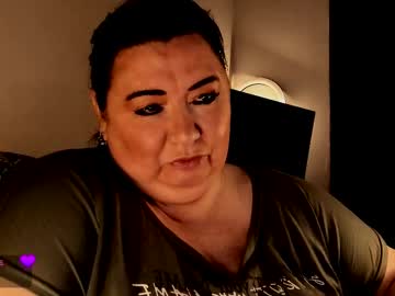 Lovelyboobsx Chaturbate stream image from July 23, 2025
