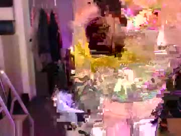 Scentofsissygirl Chaturbate stream image from July 23, 2025