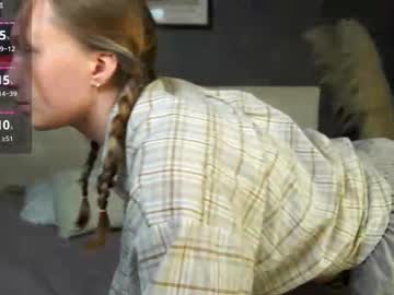 Bubblebbb Chaturbate stream image from July 23, 2025
