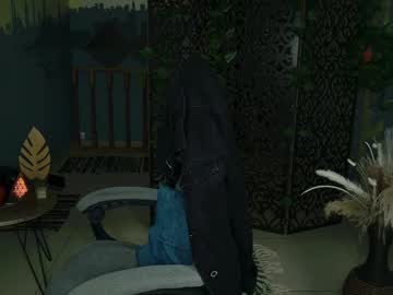 Esterhernandes Chaturbate stream image from July 23, 2025