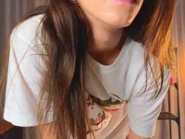 Louisebaatz Chaturbate stream image from July 23, 2025