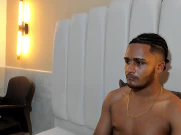 Mike_Jhonsonn Chaturbate stream image from July 23, 2025