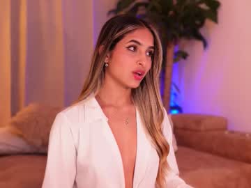 Sammylaszlow Chaturbate stream image from July 23, 2025