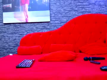 Selenanoir Chaturbate stream image from July 23, 2025