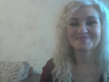 Svetuliya Chaturbate stream image from July 23, 2025