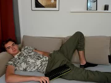 Leaf_Blaze Chaturbate stream image from July 23, 2025