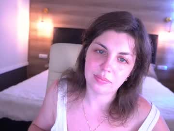 Mirandawarm Chaturbate stream image from July 23, 2025