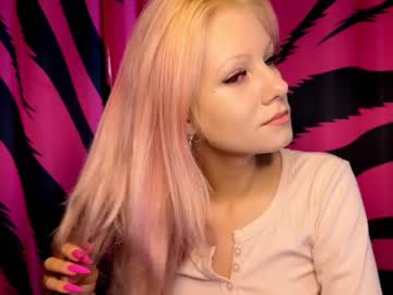 Vasya_Sylvia Chaturbate stream image from July 23, 2025