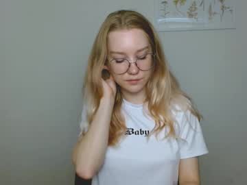 Abbymoore__ Chaturbate stream image from July 23, 2025