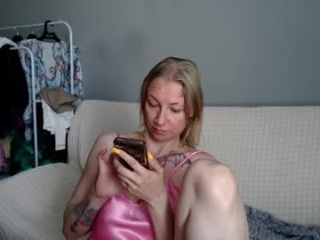 Lollifox_1 Chaturbate stream image from July 23, 2025