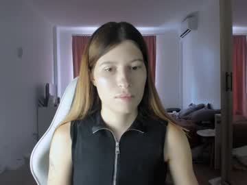 Mmm_Banana Chaturbate stream image from July 23, 2025