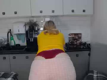 Mojjo_Erika Chaturbate stream image from July 23, 2025