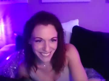 Dixieglam Chaturbate stream image from July 23, 2025