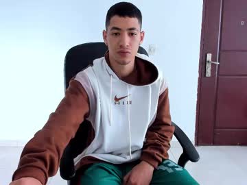 Chandler_Kenji Chaturbate stream image from July 23, 2025