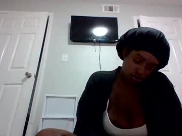 Loyalbambi Chaturbate stream image from July 23, 2025