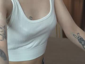 Sonnie_Bonnie Chaturbate stream image from July 23, 2025