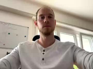 Hornygaren Chaturbate stream image from July 23, 2025
