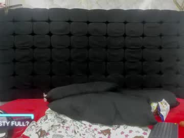 Karol_Messy Chaturbate stream image from July 23, 2025