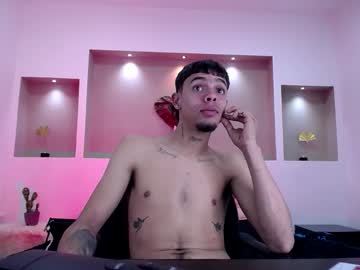 Andre_Kent3 Chaturbate stream image from July 23, 2025