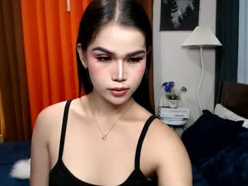 Ezrahollywood Chaturbate stream image from July 23, 2025