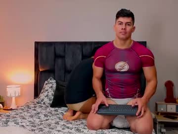 Hotfuckers4uu Chaturbate stream image from July 23, 2025