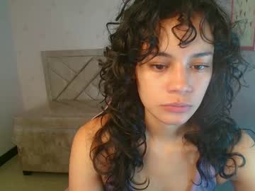 Tyna_Ch Chaturbate stream image from July 23, 2025