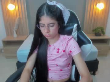Carlina_15 Chaturbate stream image from July 23, 2025