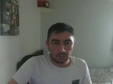 Lucaswally Chaturbate stream image from July 23, 2025