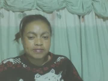 Carinesexy69 Chaturbate stream image from July 23, 2025