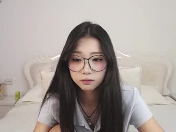 Charlottelin Chaturbate stream image from July 23, 2025