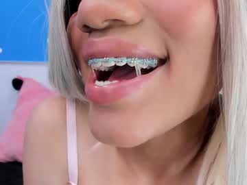 Foxy_Rihanna Chaturbate stream image from July 23, 2025